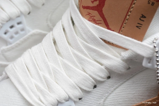 Levi's Jordan AO2571-100 Air 'White' 4 x 0711